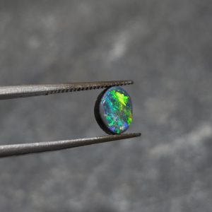 Doublet d'opale australienne 1,10 carats