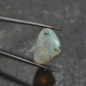 opale australienne solide 4,25 carats