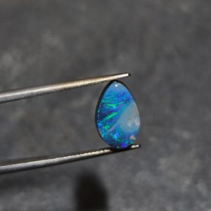 Doublet d'opale australienne 2 carats