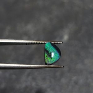 Doublet d'opale australienne 1,45 carats