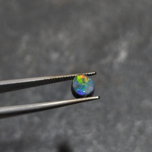 Doublet d'opale australienne 0,80 carats