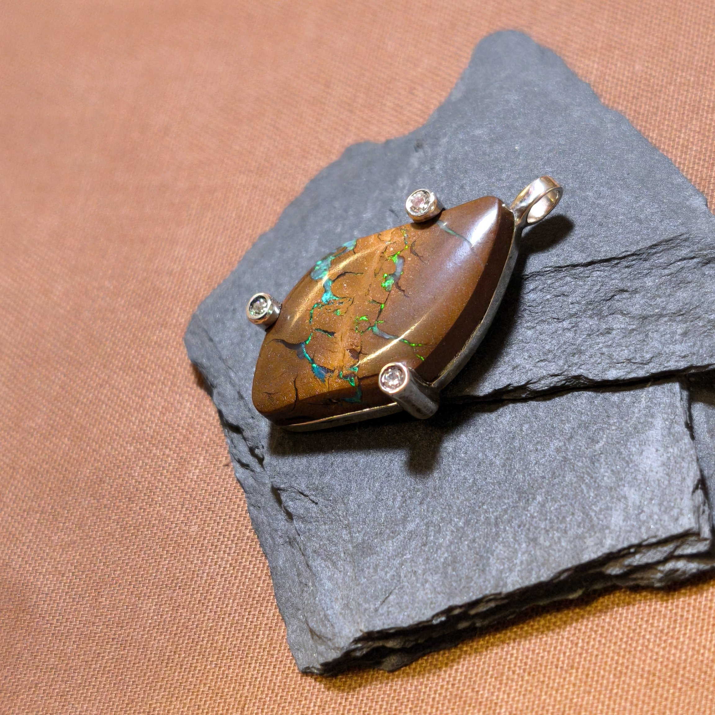 pendentif Faille Lumineuse – Image 4